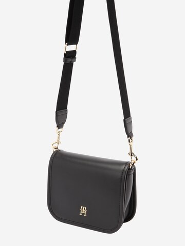 TOMMY HILFIGER Crossbody Bag in Black