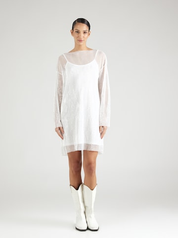 Robe 'BIRDIE' PIECES en blanc : devant