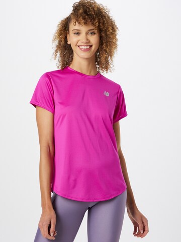 T-shirt fonctionnel new balance en rose : devant