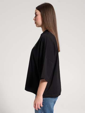 NOWIHT Shirt 'Perpetua'‌ in Schwarz