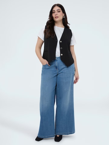 Top di Fiorella Rubino in bianco