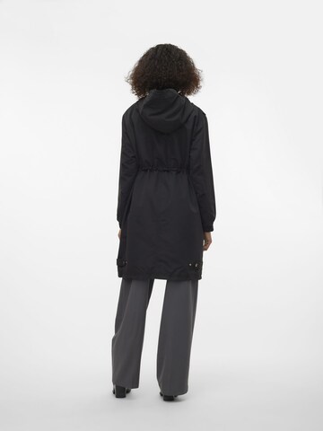 VERO MODA Between-Season Jacket in Black