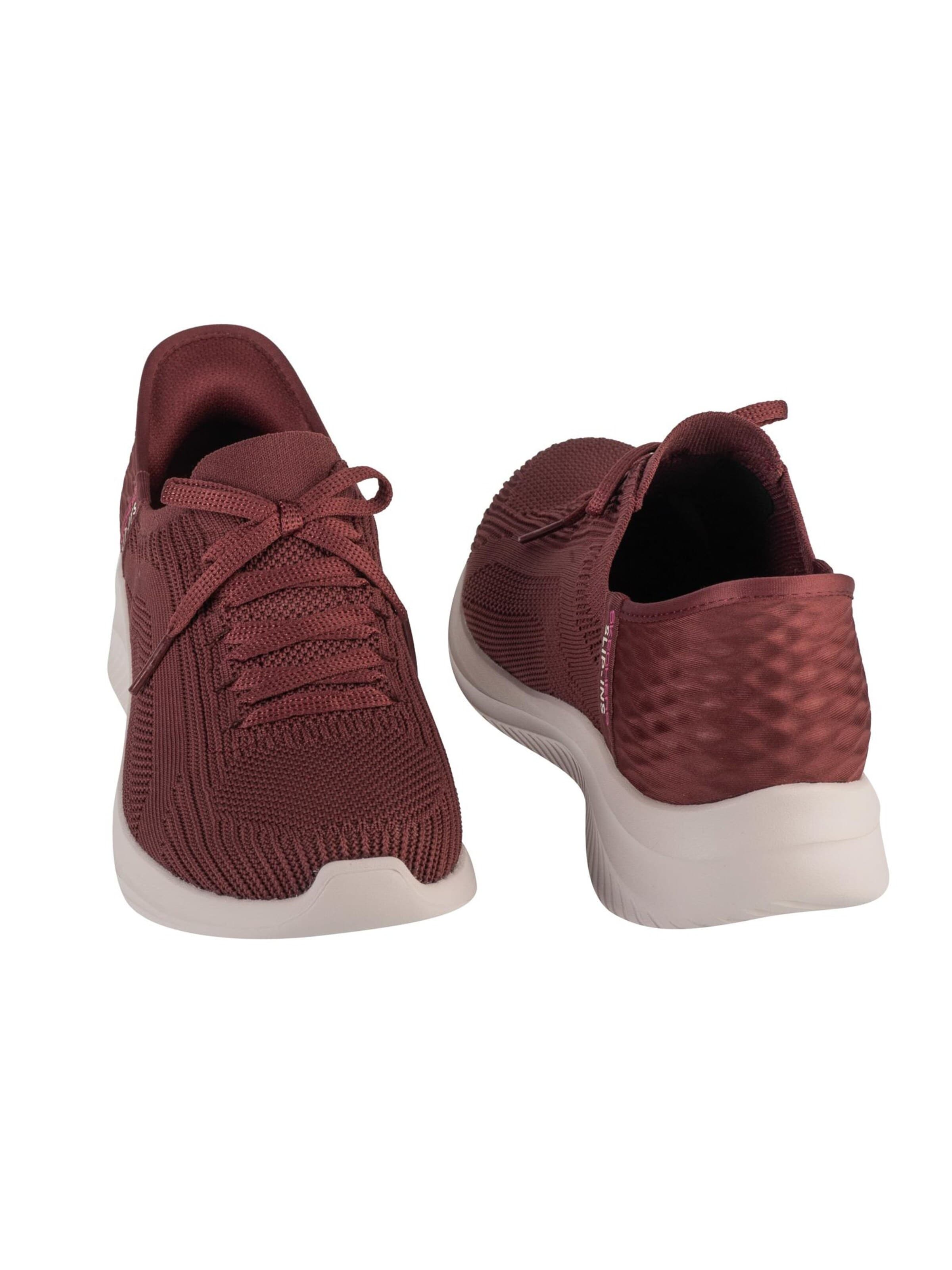 SKECHERS Slip-ons in Red