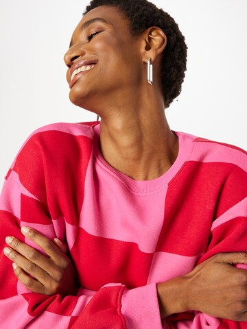 Sweat-shirt Nasty Gal en rose