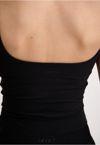 Sport top 'Sense' de la Aim'n pe negru
