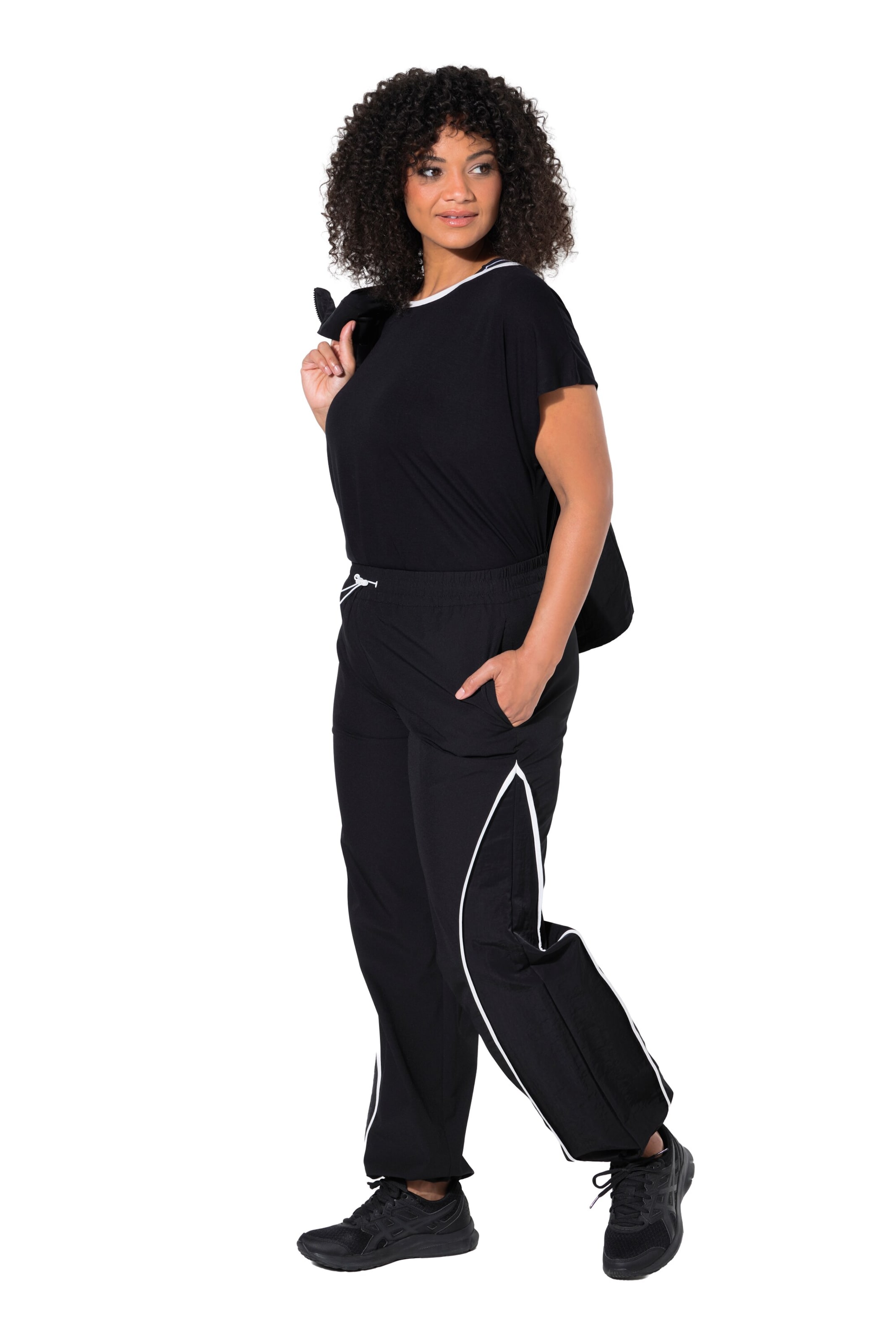 Ulla Popken Loosefit Broek in Zwart: voorkant