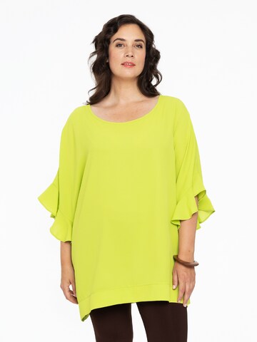 Yoek Blouse in Groen: voorkant