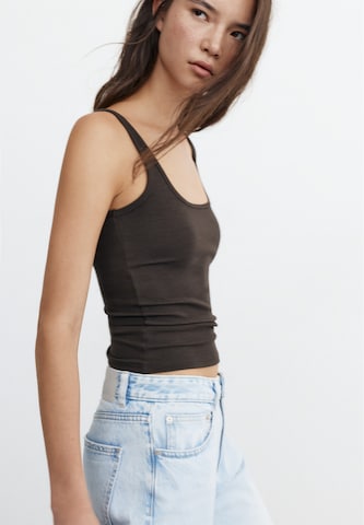 Pull&Bear Toppi värissä ruskea