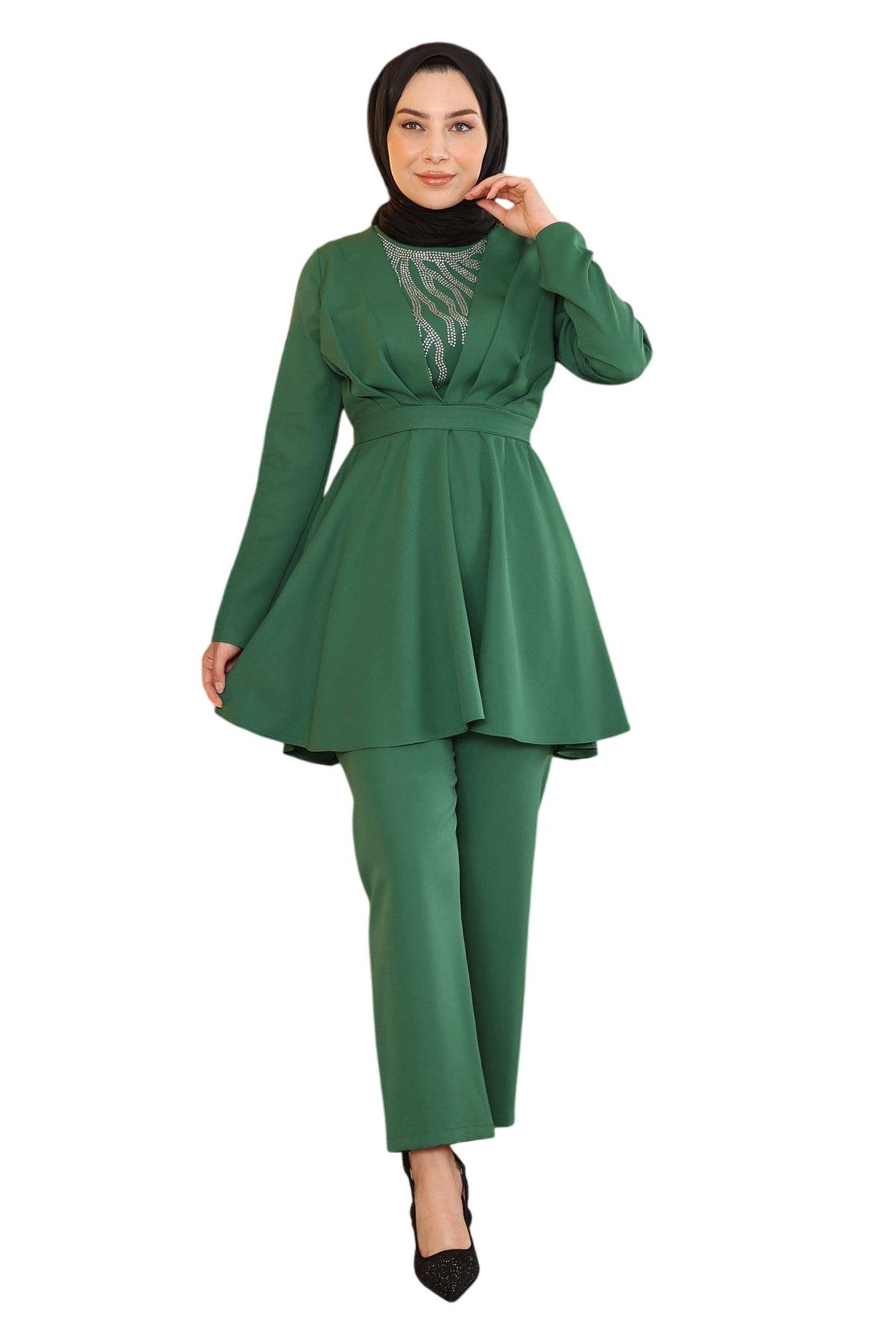 MODAMIHRAM Hosenanzug in Grün: Vorderseite