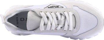 D.MoRo Shoes Sneakers 'Dolginom' in White