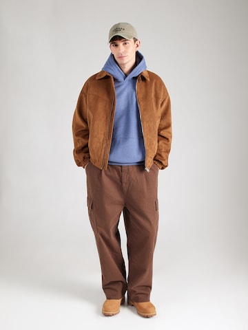 naketano Collegepaita värissä sininen