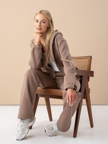cut my fashion Jogginganzug in Braun