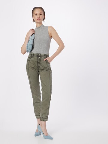 évasé Pantalon 'Raffae' Gang en vert