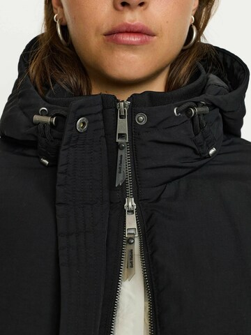 Soft Rebels Talviparka 'SRDune' värissä musta