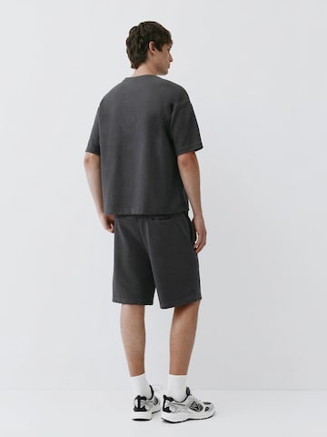 Loosefit Pantaloni di Pull&Bear in grigio