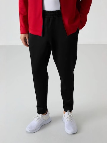 Tommy Life - Fato de desporto em vermelho