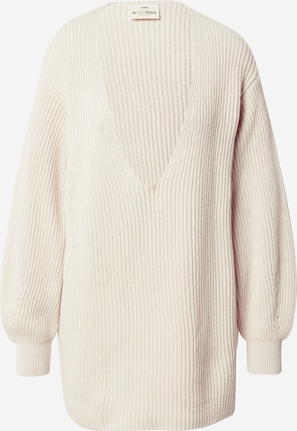 A LOT LESS Sweater 'Emmy' in Beige: front