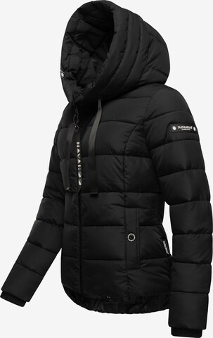 Veste d’hiver 'Amayaa' NAVAHOO en noir