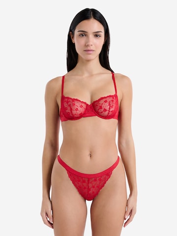 String 'FOLIE' ETAM en rouge