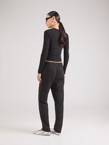 ZABAIONE tavaline Püksid 'An44gelari', värv must