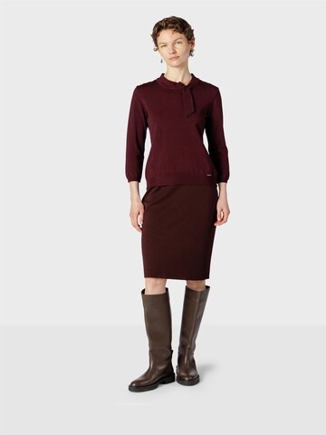 NAULOVER Skirt ' ' in Red: front