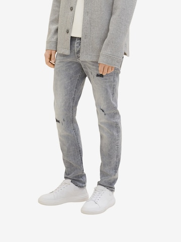 Coupe slim Jean 'PIERS' TOM TAILOR DENIM en gris : devant