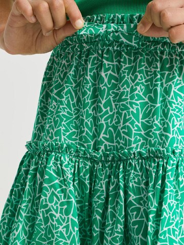 WE Fashion Sukně – zelená