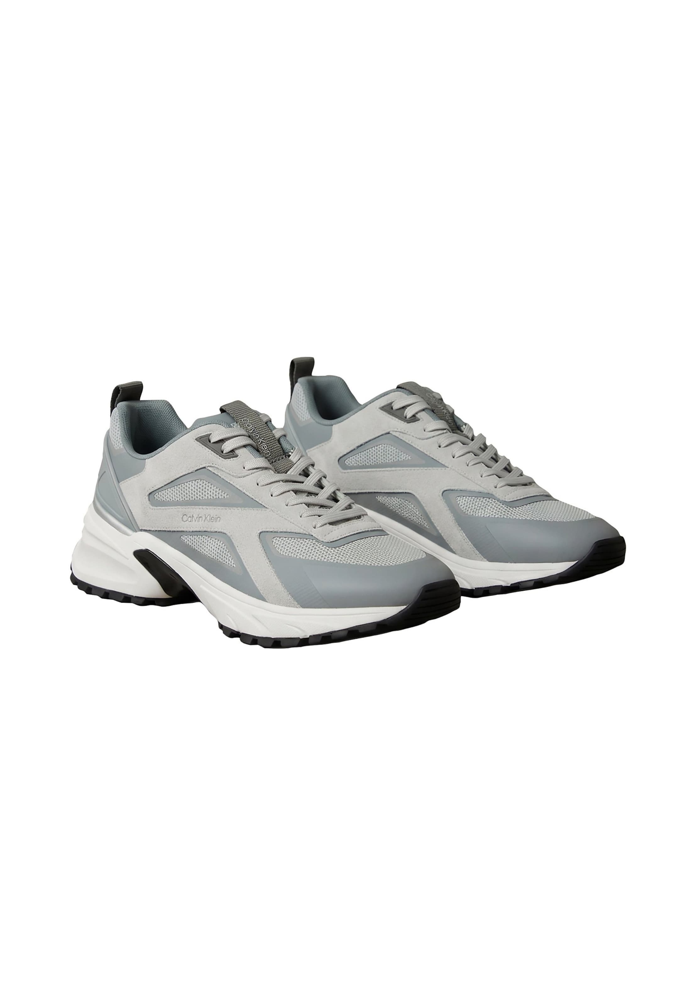 Calvin Klein Sneaker in Grau