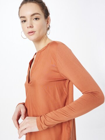 Kaffe - Blusa 'Kalina' en naranja