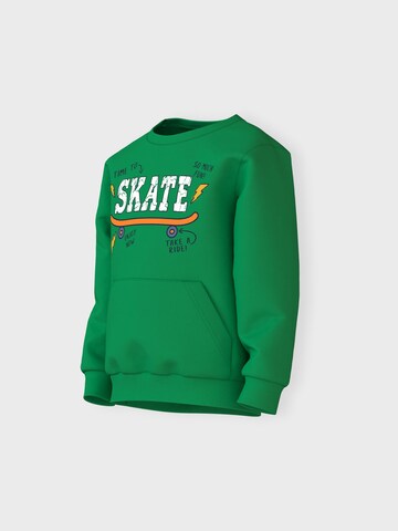 NAME IT Sweatshirt 'VUGO' i grøn