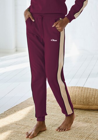 s.Oliver Tapered Hose in Rot