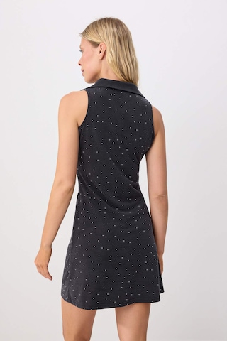 Trendyol - Vestido en negro