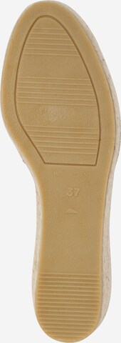 MACARENA Sandaalit 'LIRIO' värissä beige
