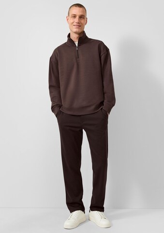 Regular Pantalon chino QS en marron