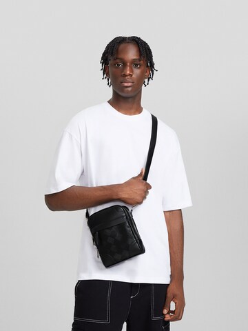 Sac à bandoulière Bershka en noir