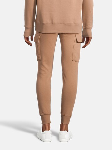 Effilé Pantalon cargo AÉROPOSTALE en marron