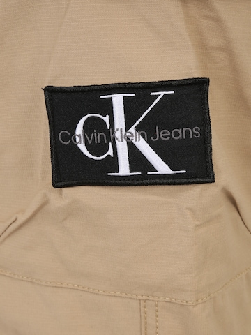 Calvin Klein Jeans Plus - Tapered Calças cargo em bege