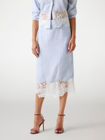 GUESS Skirt in Blue: front