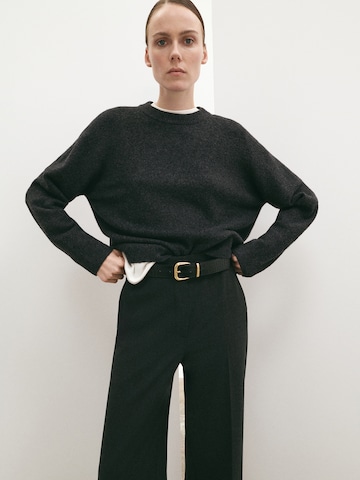 MANGO Pulover 'MARIANO' | siva barva: sprednja stran