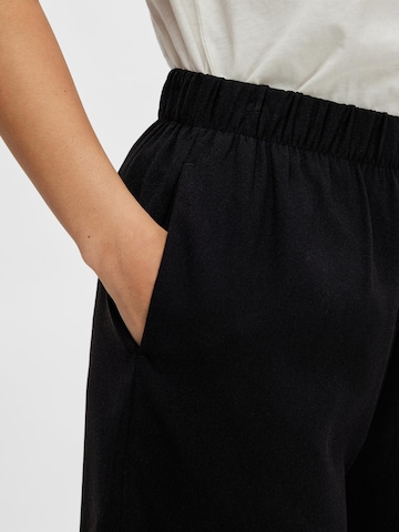 SELECTED FEMME Wide Leg Shorts 'Tinni' in Schwarz