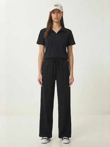 Completo pantalone di Happiness İstanbul in nero: frontale