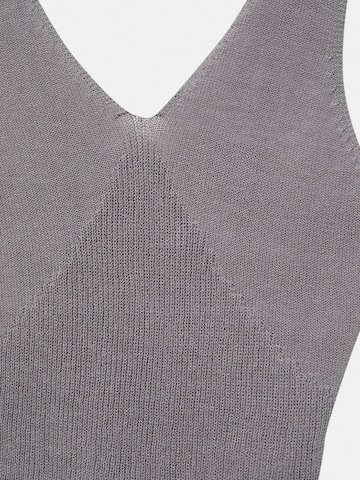 Pull&Bear Knitted Top in Grey
