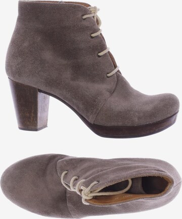 Chie Mihara Dress Boots in 37 in Brown: front