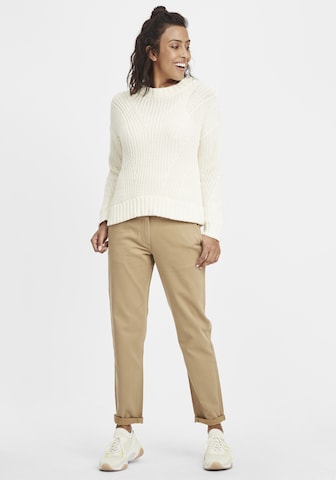 Oxmo Regular Chino Pants 'Doneta' in Beige