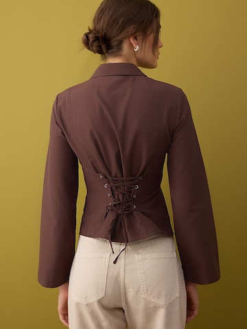 Trendyol - Blusa en marrón