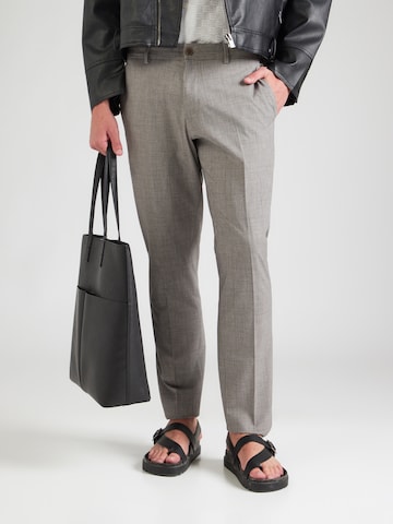 s.Oliver Regular Trousers with creases in Brown: front