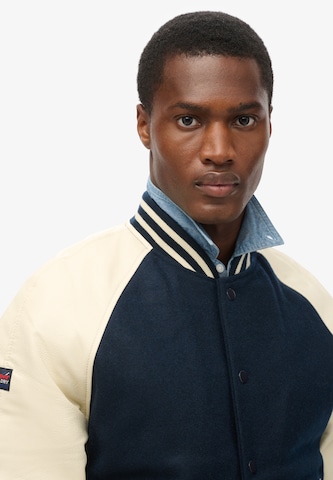 Geacă de primăvară-toamnă de la Superdry & Co pe albastru: față