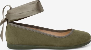Pisamonas Ballerina in Grün: Vorderseite