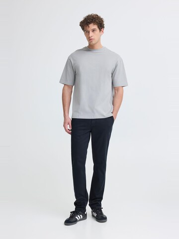Regular Pantalon chino ' IDLucas ' INDICODE JEANS en noir : devant