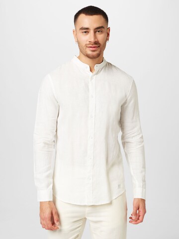 Regular fit Cămașă de la NOWADAYS pe alb: față
